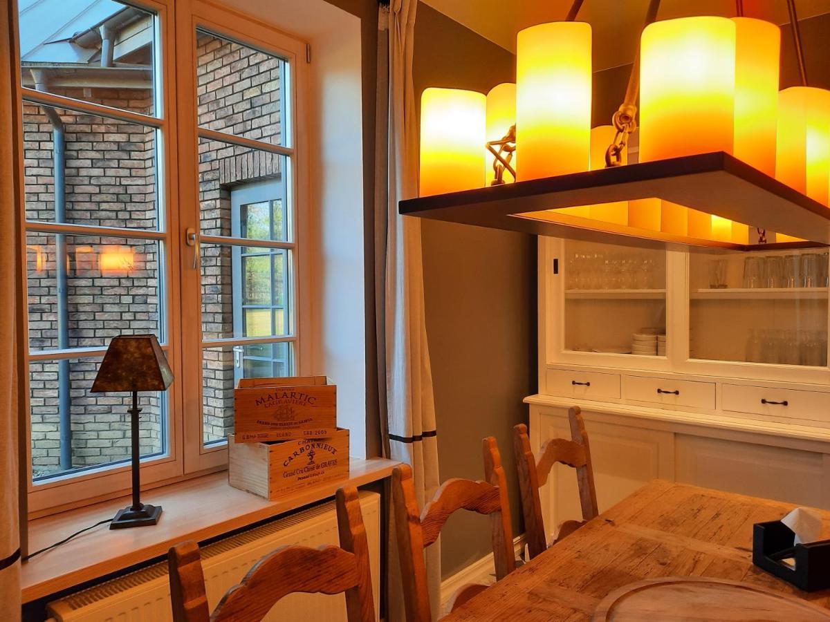 Lake & Library Boutique Hotel اغنالينا المظهر الخارجي الصورة