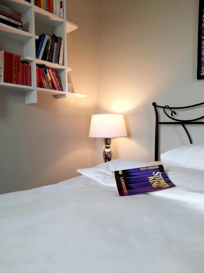Lake & Library Boutique Hotel اغنالينا المظهر الخارجي الصورة