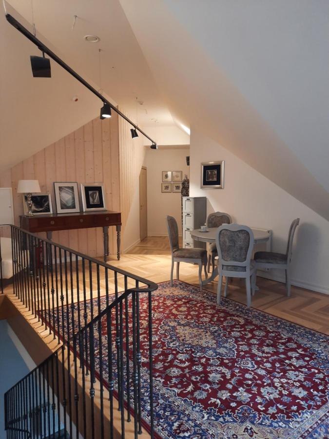 Lake & Library Boutique Hotel اغنالينا المظهر الخارجي الصورة