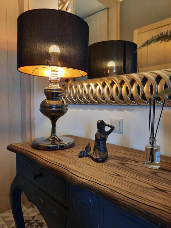 Lake & Library Boutique Hotel اغنالينا المظهر الخارجي الصورة