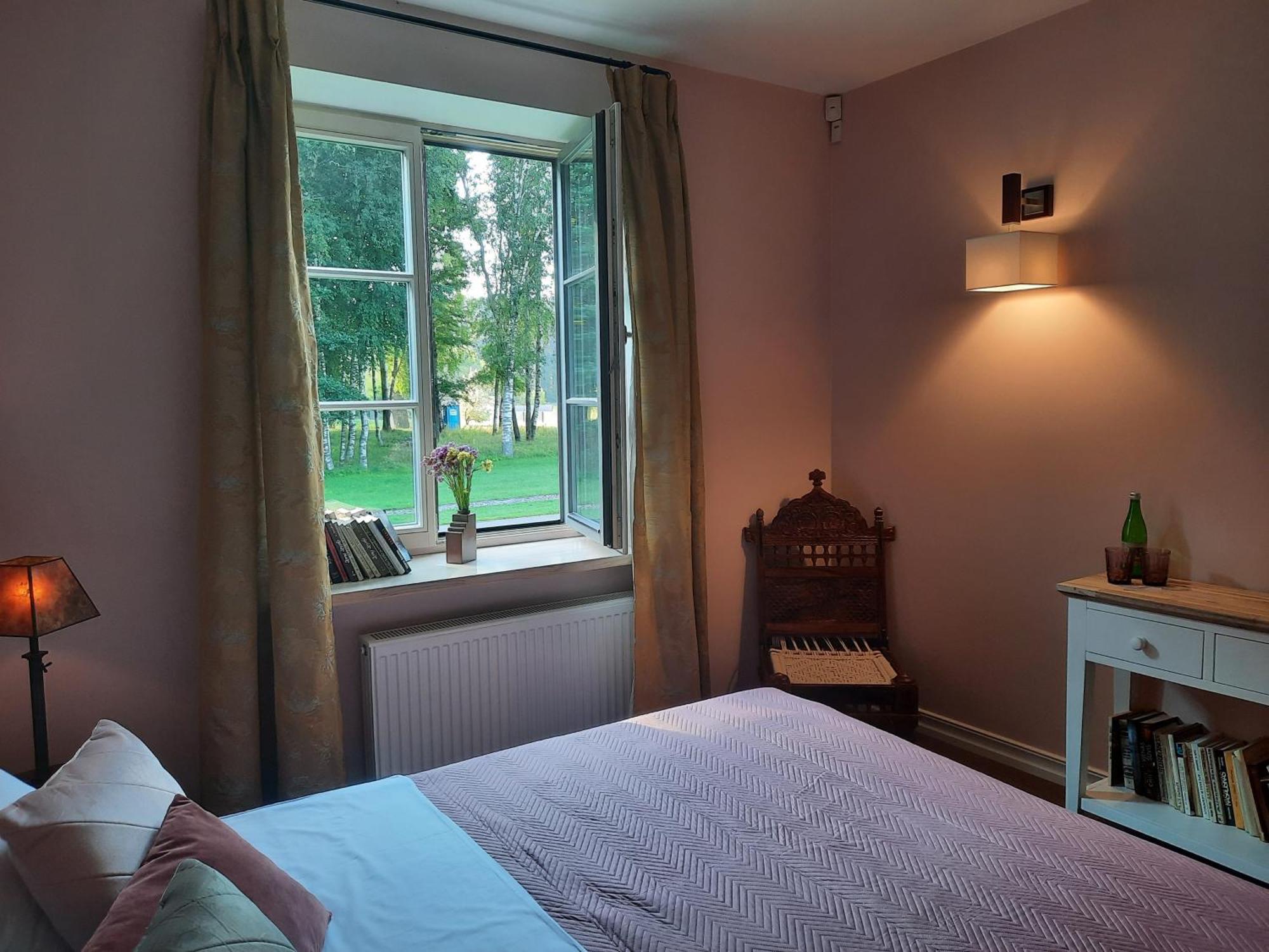 Lake & Library Boutique Hotel اغنالينا المظهر الخارجي الصورة